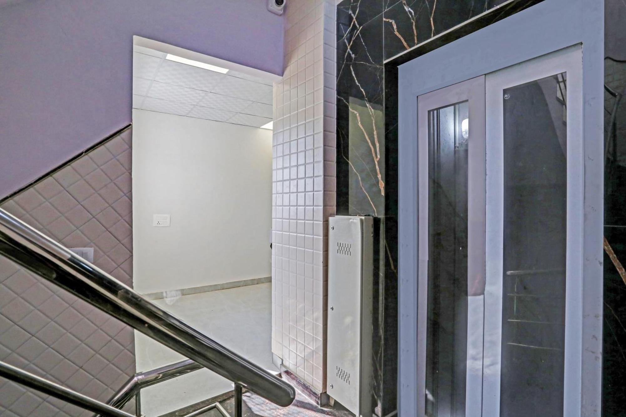 Hotel Townhouse Vip Grand Delhi  Exterior foto